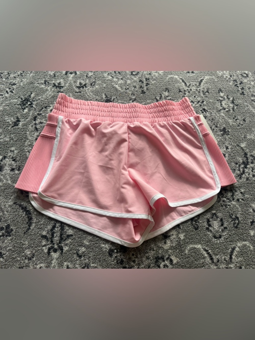 All in Motion Women's Pink Mid Rise Pleated Side Shorts New